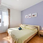 Apartment Ante